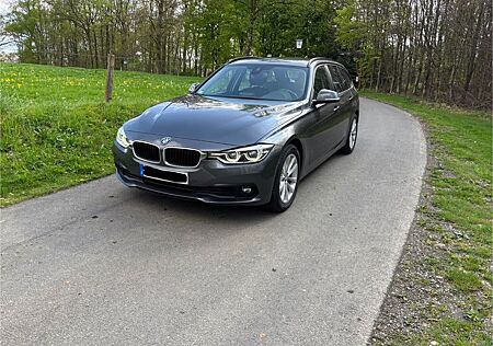 BMW 320d Touring Automatik 8-fach bereift