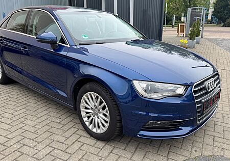 Audi A3 1.4 TFSI *Scheckheft/Euro6/Xenon/2.Hand/92KW*