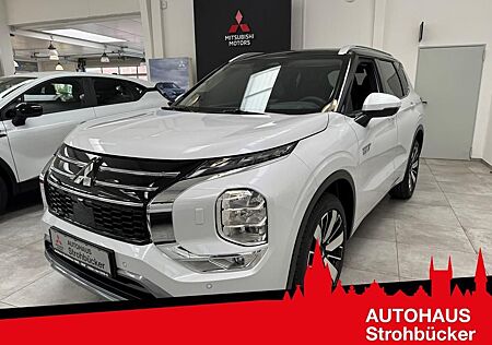 Mitsubishi Outlander 2.4 4WD TOP 360° HUD Pano 20 Zoll