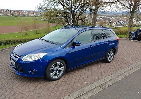 Ford Focus 1,0 EcoBoost 92kW SYNC Ed. HU Neu
