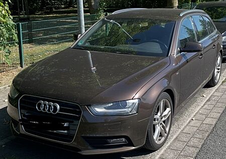 Audi A4 2.0 TDI 140kW S line Avant S line