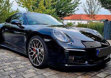 Porsche 991 Carrera 4 GTS Coupé PDK, Approved, Insp. NEU