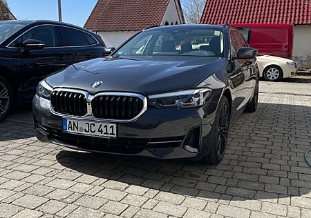 BMW 520d Touring A - LCI Topzustand!