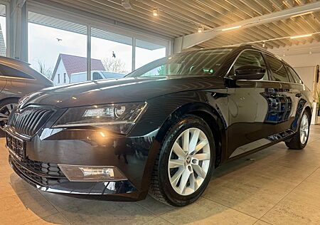 Skoda Superb Combi Style HU/AU Neu