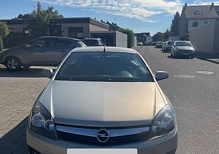 Opel Astra Cabrio 1.8 TÜV,Service & Zahnriemen NEU