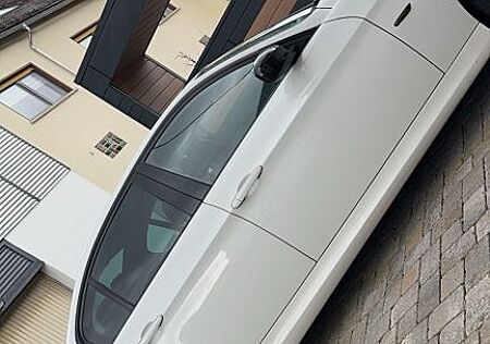 BMW 318i Edition Sport Edition Sport