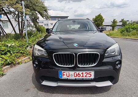 BMW X1 18 d xDrive,Bi-Xenon,Sportsitze