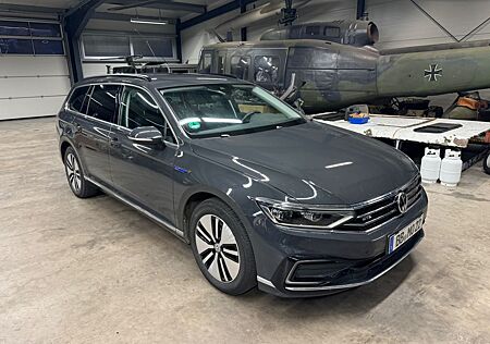 VW Passat Variant Volkswagen 1.4 TSI DSG GTE Variant GTE