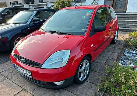 Ford Fiesta 1.3 51 kW Ambiente Ambiente