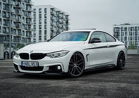 BMW 428i xDrive Coupé -