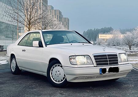 Mercedes-Benz CE 220 E220 Coupé (CE124) Mopf 2
