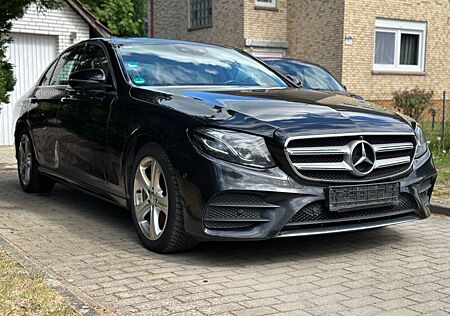 Mercedes-Benz E 350 E 350d AMG Line*HUD/Burmester/360/KeyLess/Std-Hz