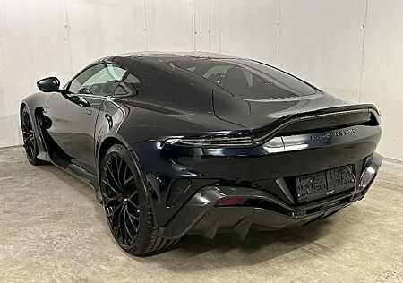 Aston Martin V12 Vantage