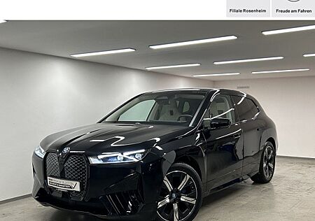 BMW iX xDrive40 Sportpaket PA. Plus Head-Up Harman/K