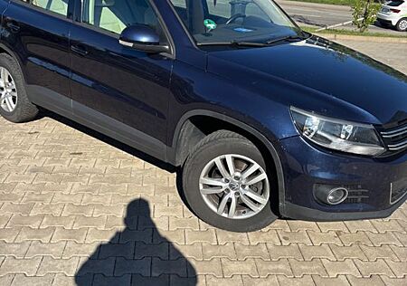 VW Tiguan Volkswagen 2.0 TSI 155kW DSG 4MOTION Exclusive E...