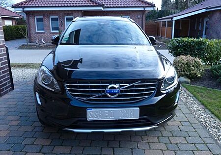 Volvo XC 60 XC60 D5 AWD Geartronic Summum, 1. Hand,
