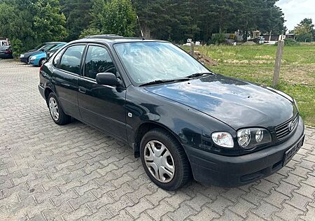 Toyota Corolla 1.4 linea terra