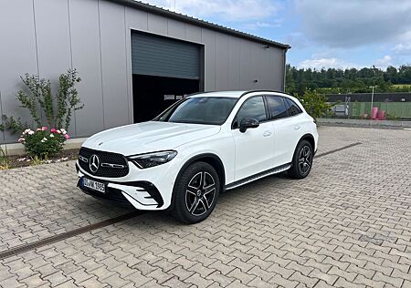 Mercedes-Benz GLC-Klasse GLC 200 4MAT AMG+Digital Light+AHK+360Kamera