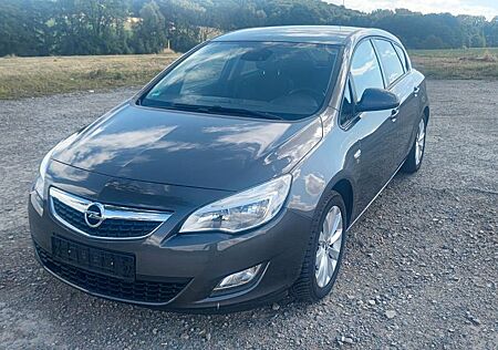 Opel Astra J Lim. 5-trg. 150 Jahre