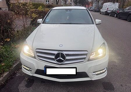 Mercedes-Benz C 220 CDI AMG Line