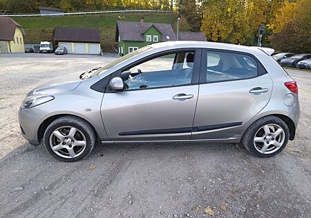 Mazda 2 1.3 MZR 55kW Active+KLIMAAUTOMATIK+SHZ