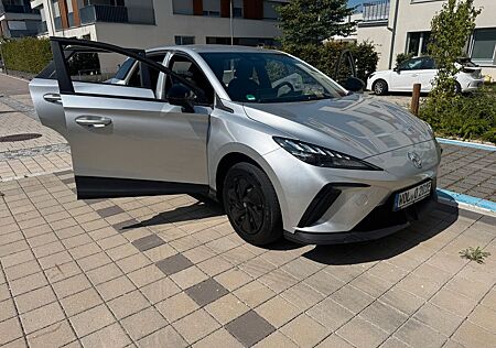 MG MG4 EV 51kWh Standard Standard