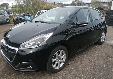 Peugeot 208 1.2 Active PureTech 82"Tüv und Au neu"