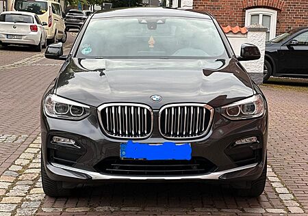 BMW X4 xDrive20d AT xLine xLine