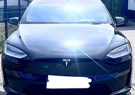 Tesla Model X PLAID