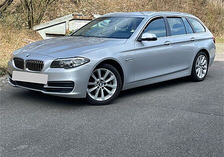 BMW 520d Touring A -