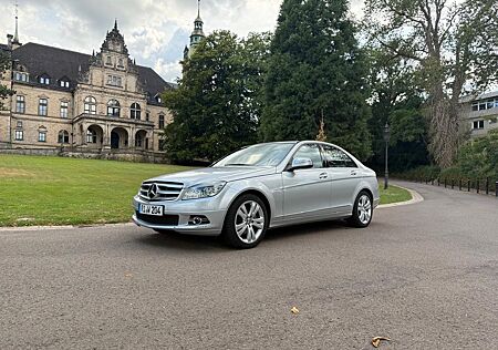 Mercedes-Benz 220 gebraucht kaufen Mercedes-Benz 220 Avantgarde