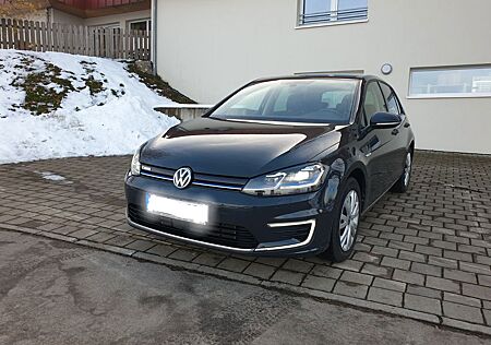 VW Golf Volkswagen e- CCS + Wärmepumpe