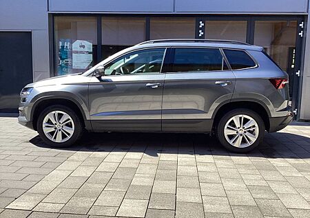 Skoda Karoq 1,5 TSI DSG Selection LED+Navi+ACC+AHK+Kam