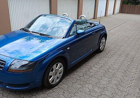 Audi TT Roadster 1.8T 110KW -