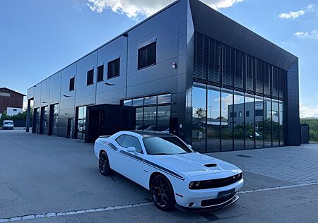 Dodge Challenger R/T Coupe 5.7 V8 Hemi