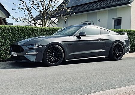Ford Mustang 5.0 V8 GT Performance Paket Tiefer EU