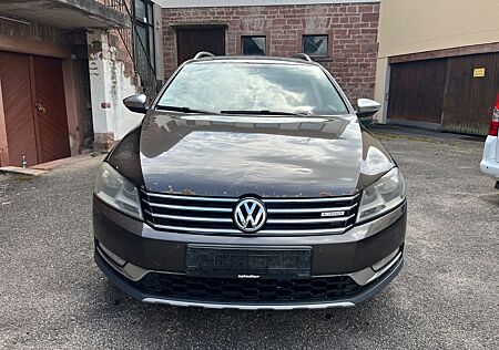 VW Passat Alltrack Volkswagen BLUEMOTION