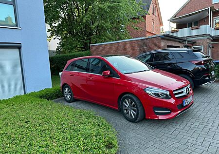 Mercedes-Benz B 220 B220, Sunroof, CarPlay, Start-Stop