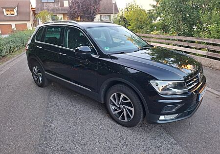 VW Tiguan Volkswagen 1.4 TSI ACT BMT SOUND ACC,NAVI,AHK,SHZ,