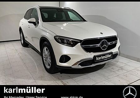 Mercedes-Benz GLC-Klasse GLC 200 4Matic Avantgarde+Pano+Memory+AHK+Ambien