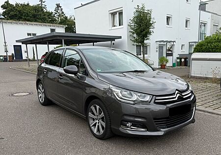 Citroën C4 (LED / Carplay / Spur-Assistent)