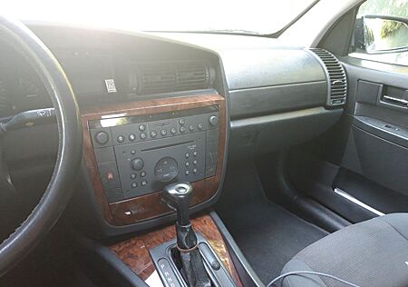 Opel Omega 2.2 16V Edition AUTOMATIK