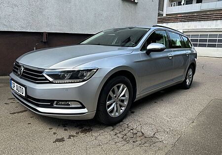 VW Passat Volkswagen Var. 2,0 TDI DSG Comfortline Navi