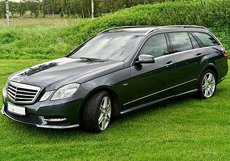 Mercedes-Benz E 250 CDI 4MATIC T B.E. AVANTGARDE Aut. AVAN...