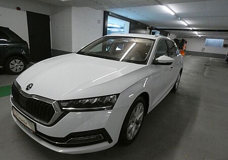 Skoda Octavia 2.0TDI Combi Style*ACC*Head-Up*Virtual*