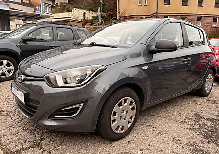 Hyundai i20 FIFA World Cup Edition*Euro5*Tüv Insp Neu*