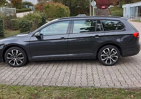 VW Passat Variant Volkswagen 1.5 TSI OPF Conceptline Varia...