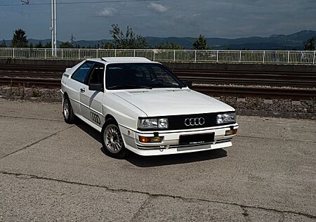 Audi Quattro Top zustand, wenig KM