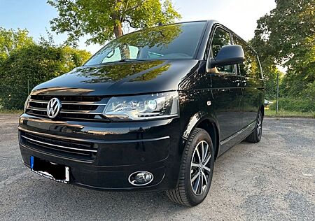 VW T5 Multivan Volkswagen Highline 2.0d