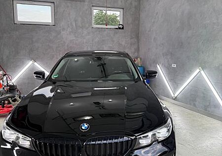 BMW 320d Automatik -